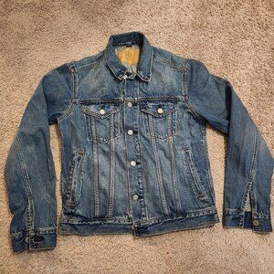 Gap Denim Jean Jacket (Men's Small)